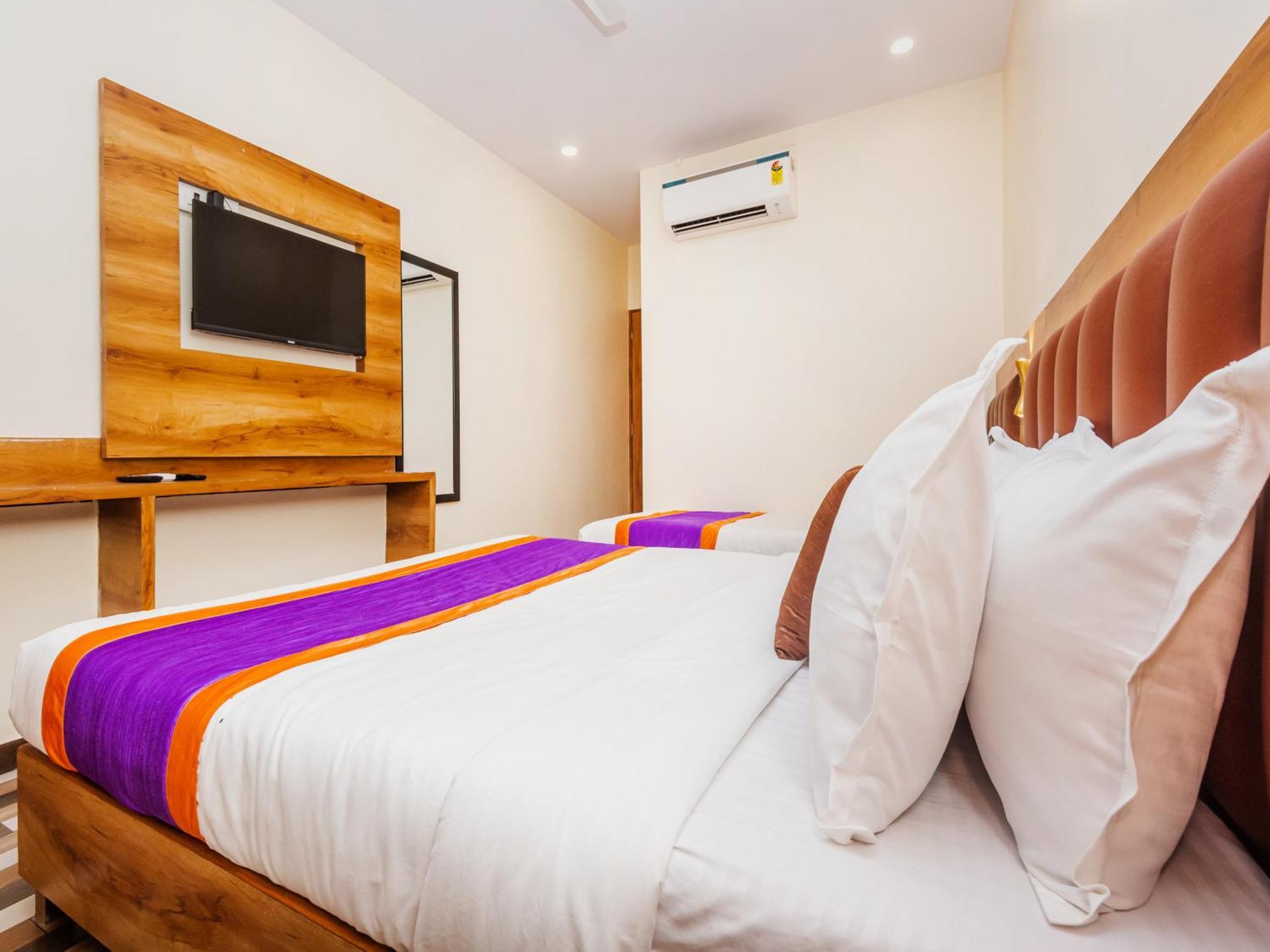 Hotel Era ムンバイ エクステリア 写真